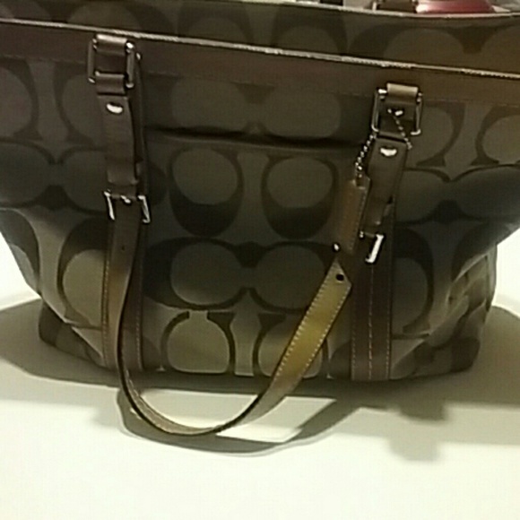 Coach Handbags - Coach signature tote bag